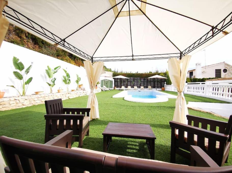 Villa Paraiso エシハ エクステリア 写真